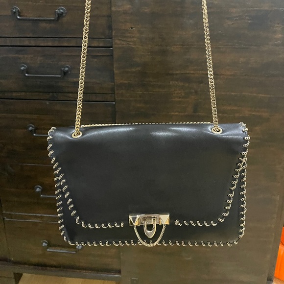 Valentino Black Leather crossbody or shoulder bag. - Picture 8 of 8